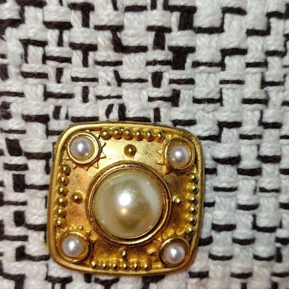 Clutch - Picture 3 of 4